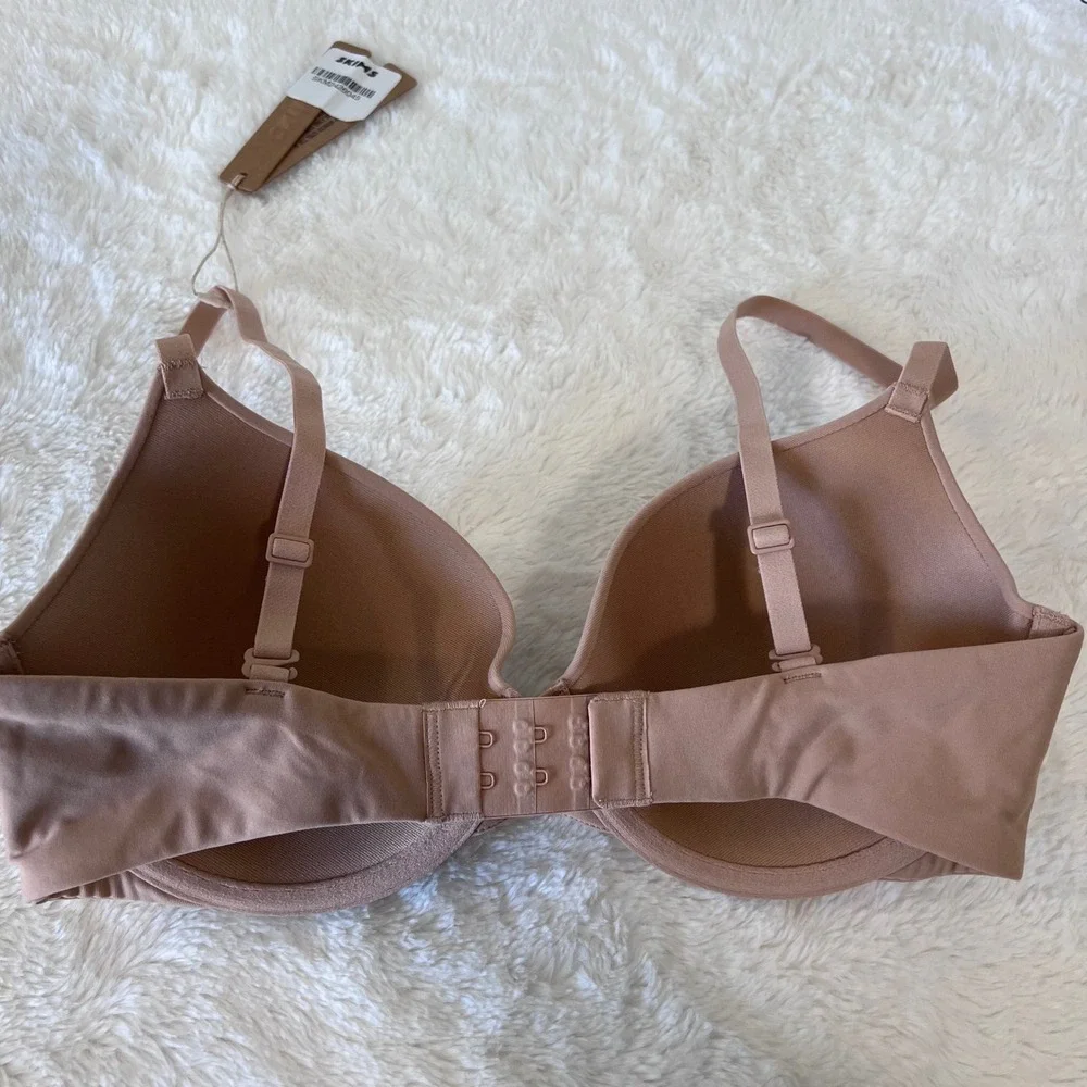 SKIMS Women's Fits Everybody T-Shirt Bra Clay Underwire Size 32D BR-UWR-2294 NWT - Picture 4 of 9